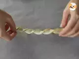Pesto & parmesan breadsticks - Video recipe ! - Preparation step 3