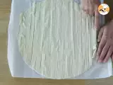 Flaky cones with salmon and cream cheese - Video recipe ! - Preparation step 1