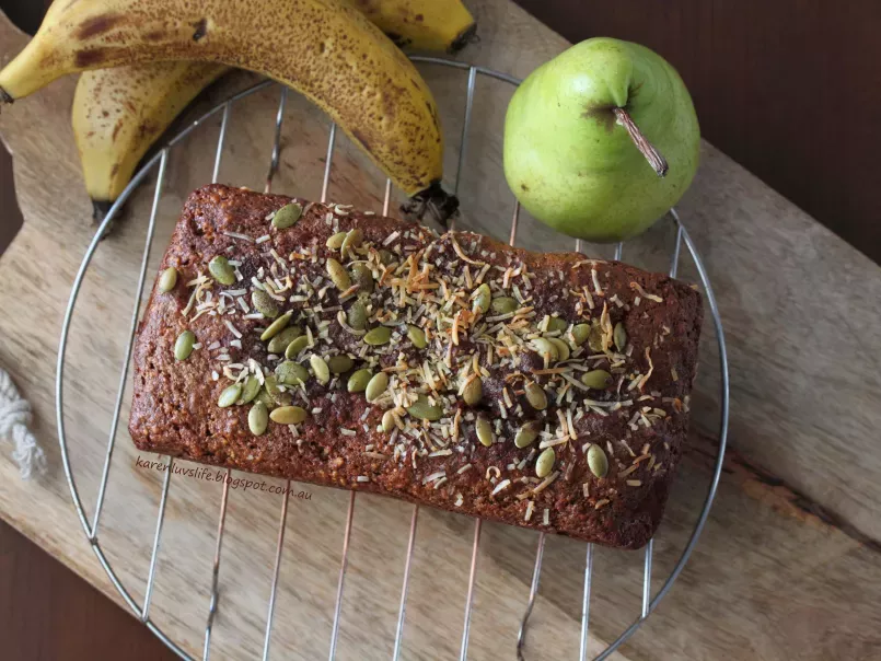 Banana Pear, date and nut cake - photo 2