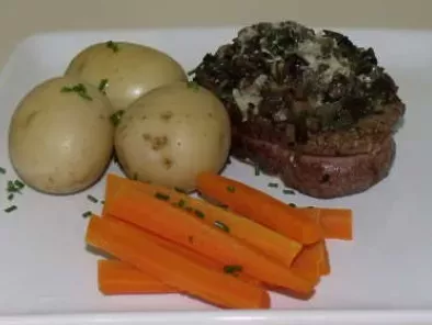 Beef Fillet with a Gratin of Mushrooms (Gordon Ramsay) - photo 2