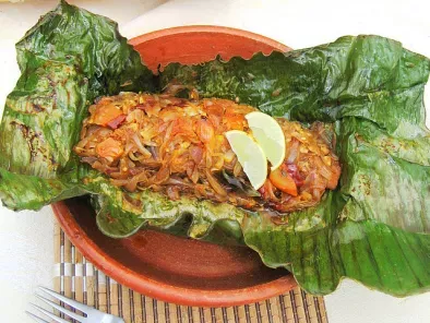 Meen Pollichathu - Fish grilled in banana leaves - photo 2