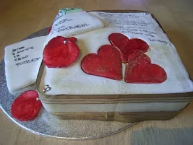 Mensagem especial, para alguém especial em bolo.Happy valentine's day. - foto 2