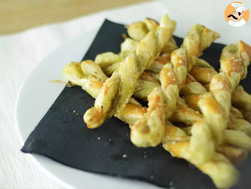 Pesto & parmesan breadsticks - Video recipe ! - photo 2