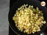 Camembert and apples tart - Video recipe ! - Preparation step 2