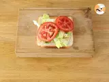 Club Sandwich with an egg - Video recipe! - Preparation step 1