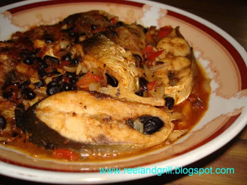 Bangus sa Tausi (Milkfish Braised in Tomato and Black Beans) - photo 2