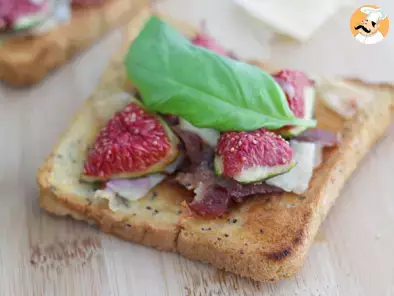 Bruschetta with figs, parmesan and Proscuitto - Video recipe ! - photo 2