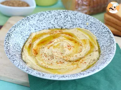 Creamy lebanese hummus - Video recipe!