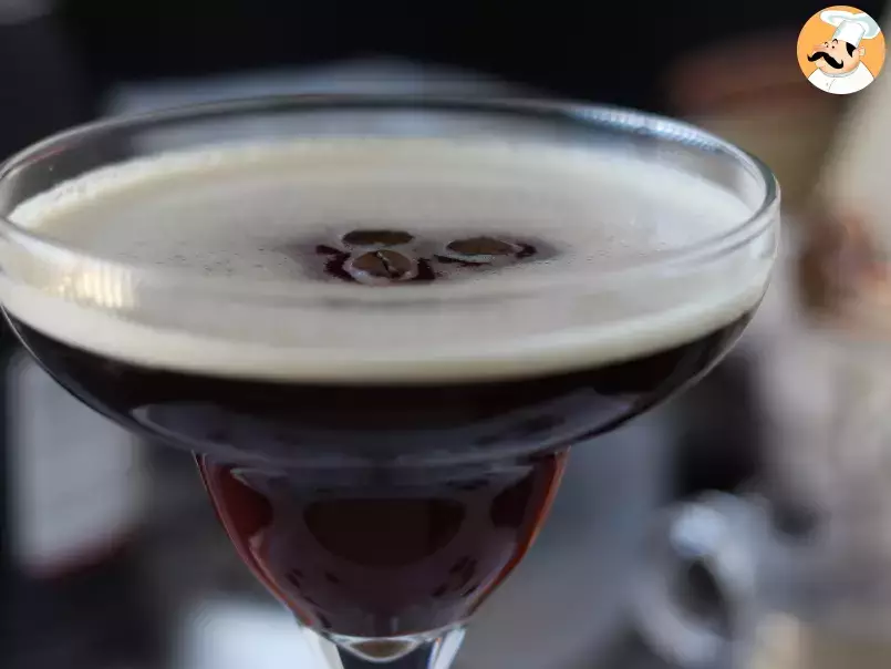 Espresso Martini, o melhor coquetel de café com vodka - foto 5