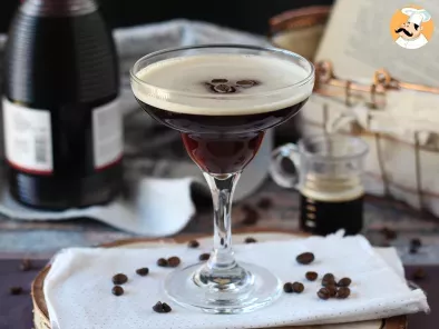 Espresso Martini, o melhor coquetel de café com vodka - foto 6