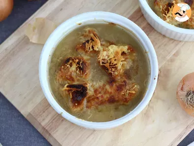 French onion soup - Video recipe! - photo 2