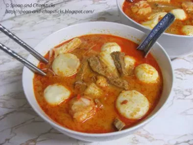 Homemade Laksa Soup with Fish Ball and Beef
