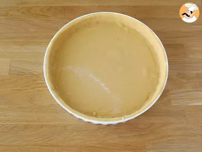 How to make a pie crust from scratch?