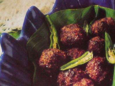 Nullu Puttu, Kadam Buttu, Kyma Unday & Koli Curry - Coorg Cuisine
