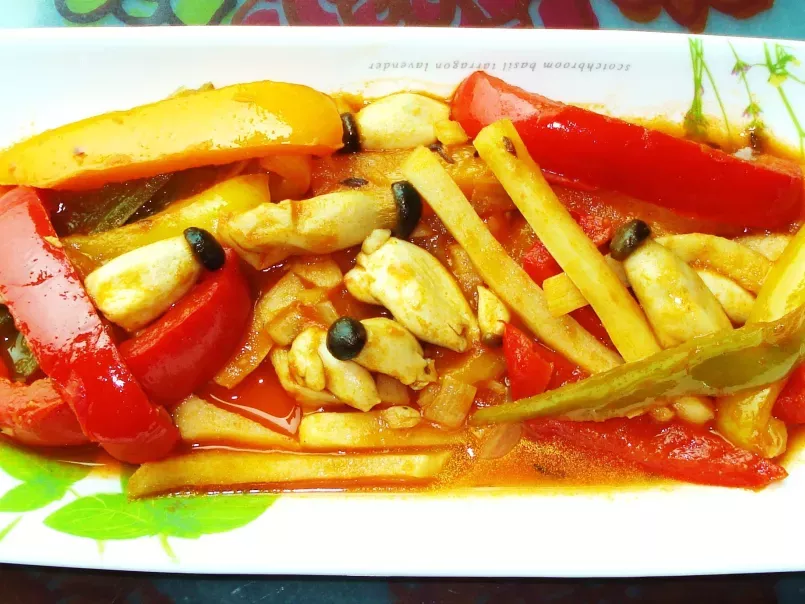 Piquant Oyster Mushroom Curry with Bamboo Shoots and Bell Pepper