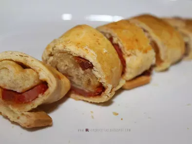 Rolinhos de chouriço | Chorizo rolls