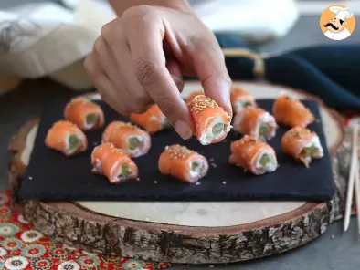 Salmon rolls with goat cheese - Video recipe ! - photo 2
