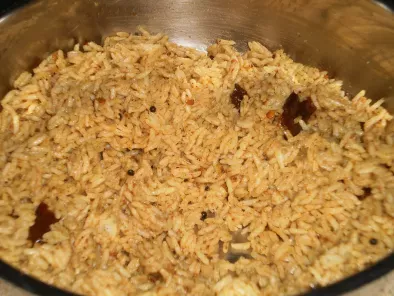 Sourashtra Puliyodharai Rice (Ambat bhath / Puli satham / Tamarind rice)