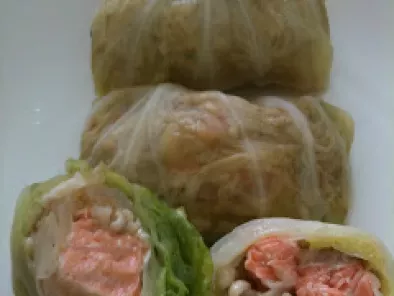 Steamed Salmon in Cabbage