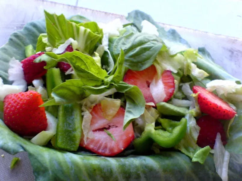 Strawberry, Lettuce, Pak Choi, and Pepper Salad - photo 2