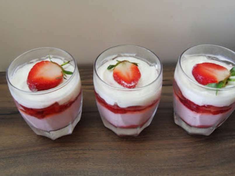 Strawberry Trifle with mascarpone cream - photo 3