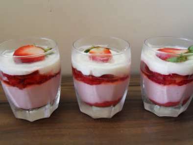 Strawberry Trifle with mascarpone cream - photo 2