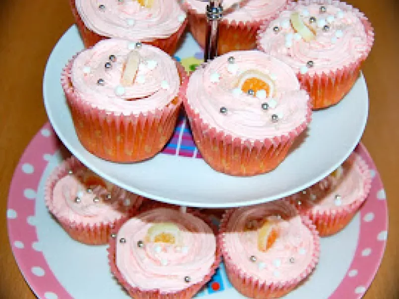 Vanilla Cupcakes / Cupcakes de Baunilha! - foto 3